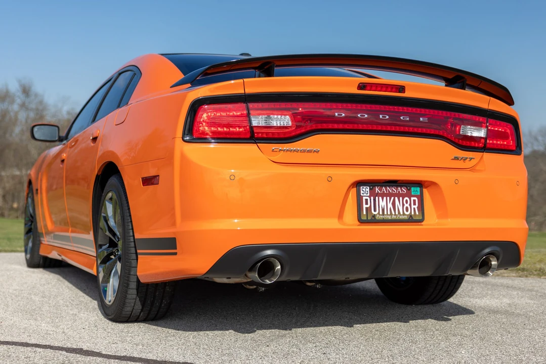 2014 Dodge Charger SRT & 392 7th Gen - Image 12 of 31