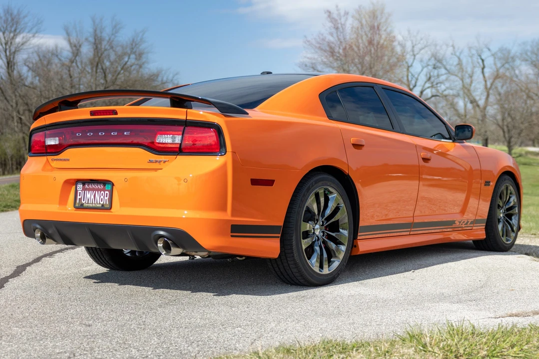 2014 Dodge Charger SRT & 392 7th Gen - Image 9 of 31
