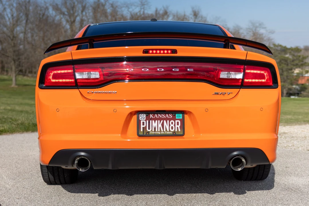 2014 Dodge Charger SRT & 392 7th Gen - Image 11 of 31