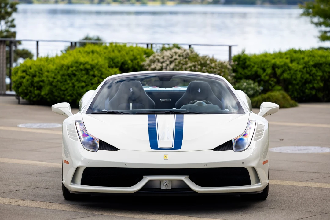 2015 Ferrari 458 Speciale Aperta - Image 7 of 31
