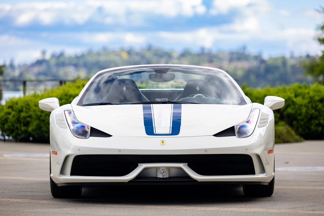 2015 Ferrari 458 Speciale Aperta - Image 8 of 31
