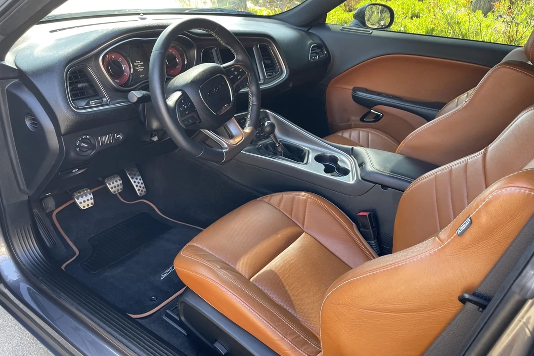2016 Dodge Challenger SRT Hellcat 3rd Gen - Image 25 of 31