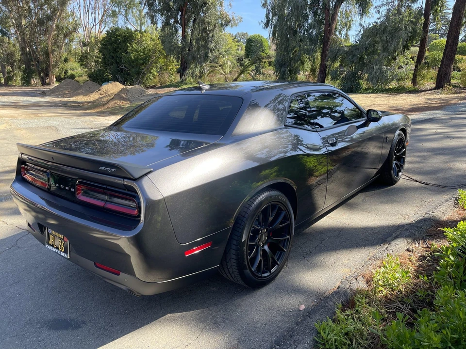 2016 Dodge Challenger SRT Hellcat 3rd Gen - Image 8 of 31