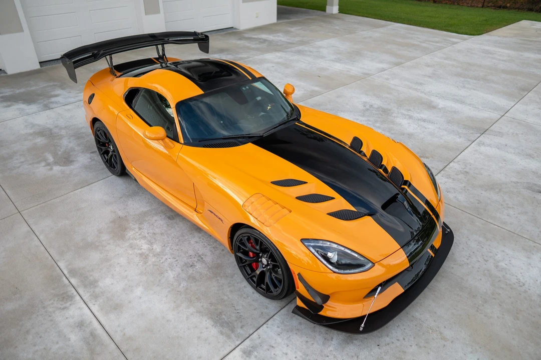 2017 Dodge Viper ACR 5th Gen - Image 2 of 31