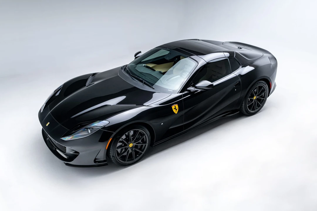 2021 Ferrari 812 GTS - Image 2 of 31