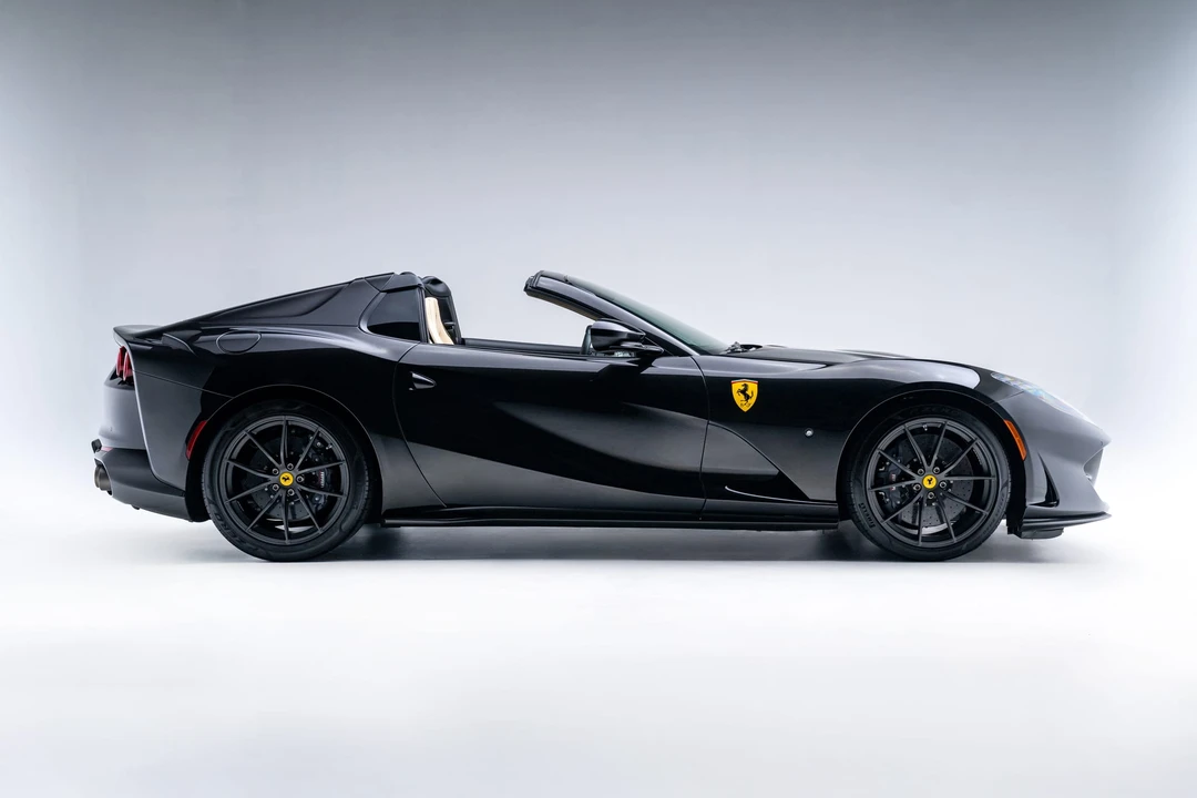 2021 Ferrari 812 GTS - Image 16 of 31