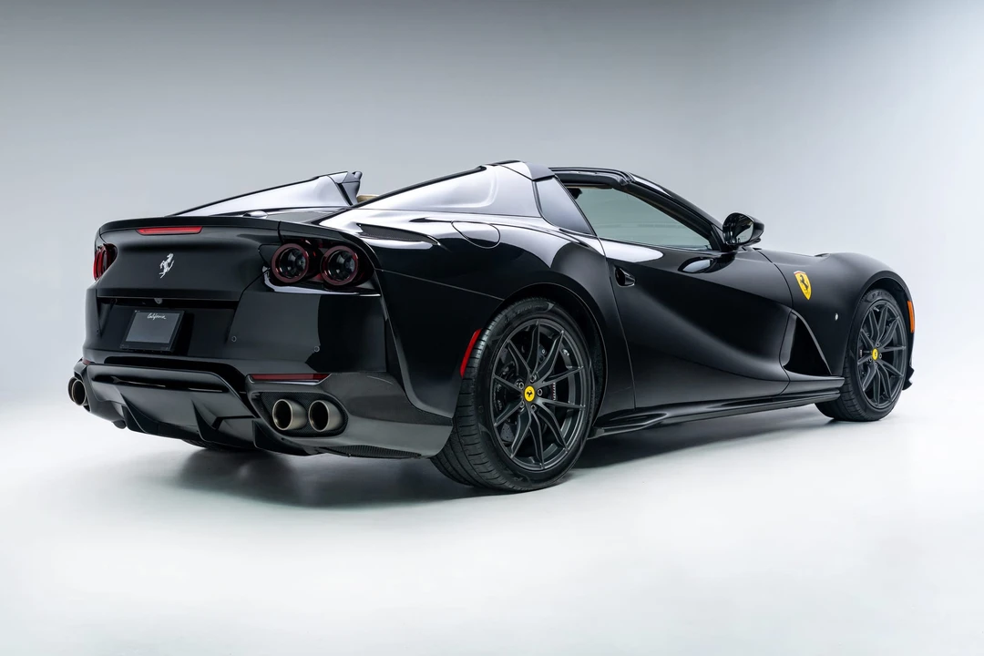2021 Ferrari 812 GTS - Image 19 of 31