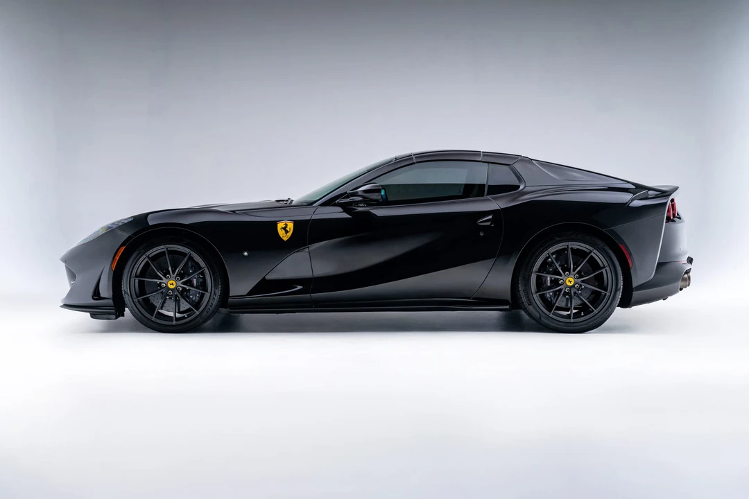 2021 Ferrari 812 GTS - Image 30 of 31