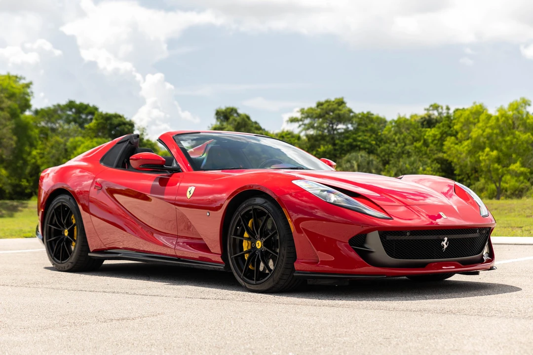 2021 Ferrari 812 GTS - Image 10 of 31