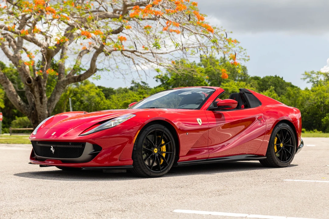 2021 Ferrari 812 GTS - Image 2 of 31
