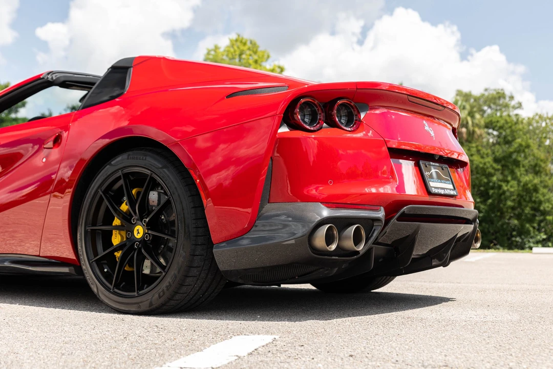 2021 Ferrari 812 GTS - Image 15 of 31