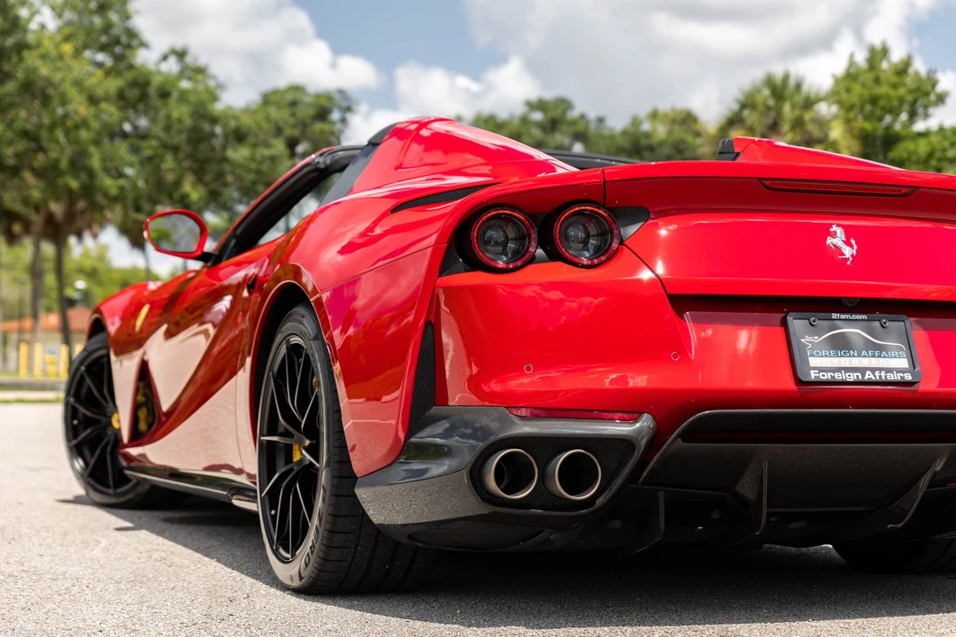2021 Ferrari 812 GTS - Image 16 of 31