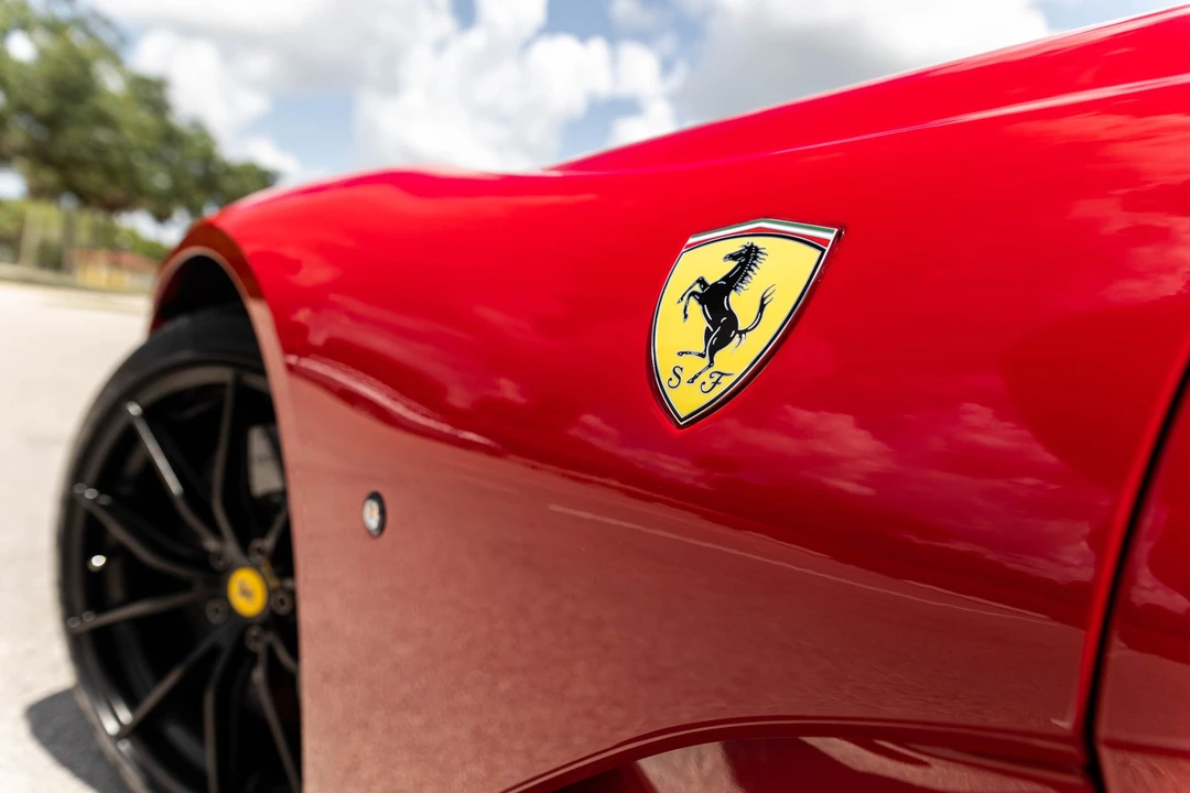 2021 Ferrari 812 GTS - Image 30 of 31