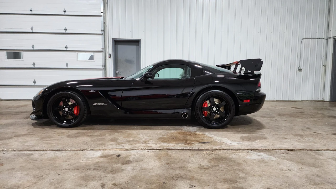2009 Dodge Viper ACR 4th Gen - Image 30 of 31