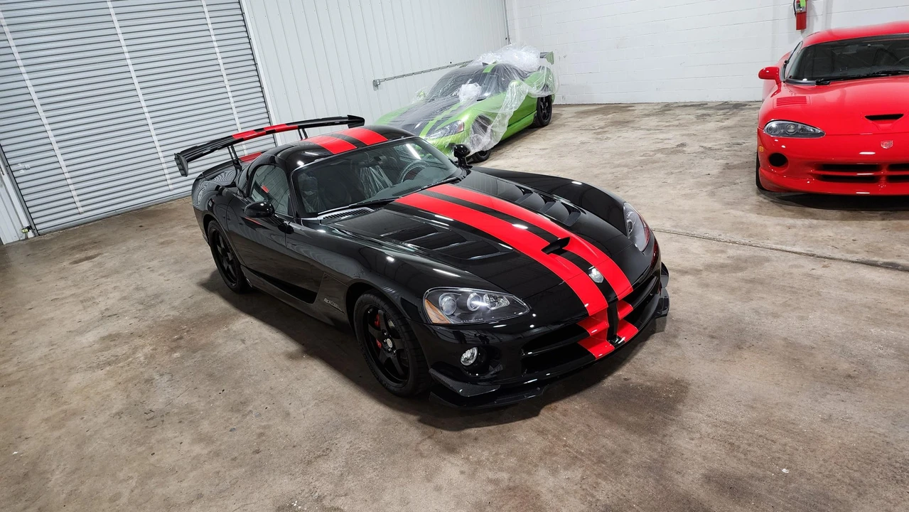 2009 Dodge Viper ACR 4th Gen - Image 19 of 31