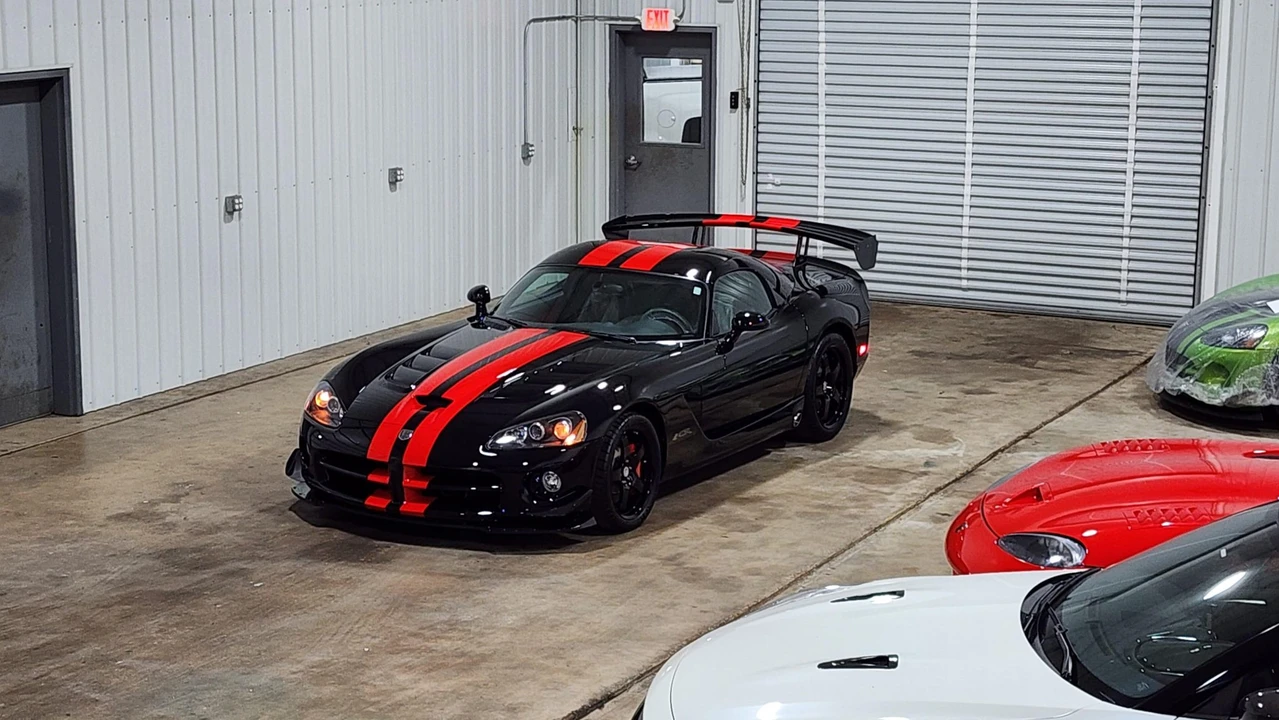 2009 Dodge Viper ACR 4th Gen - Image 4 of 31