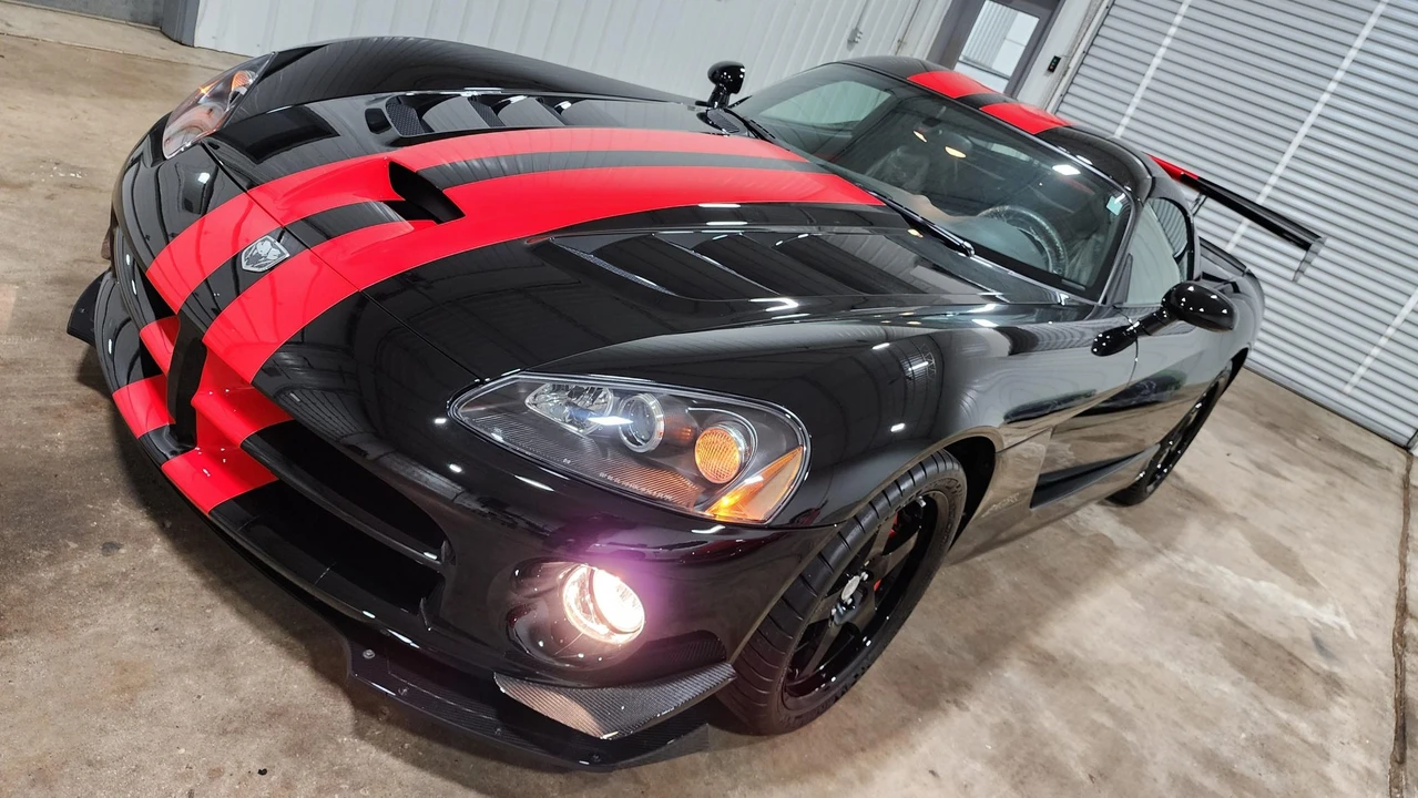 2009 Dodge Viper ACR 4th Gen - Image 8 of 31