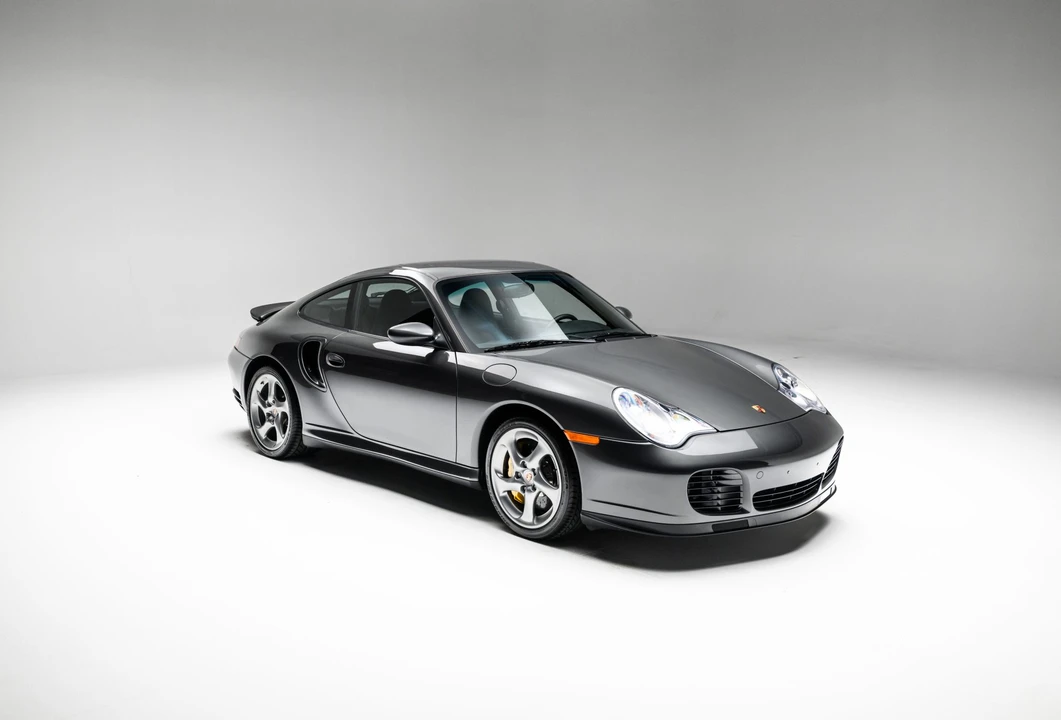 2005 Porsche 996 Turbo - Image 10 of 31