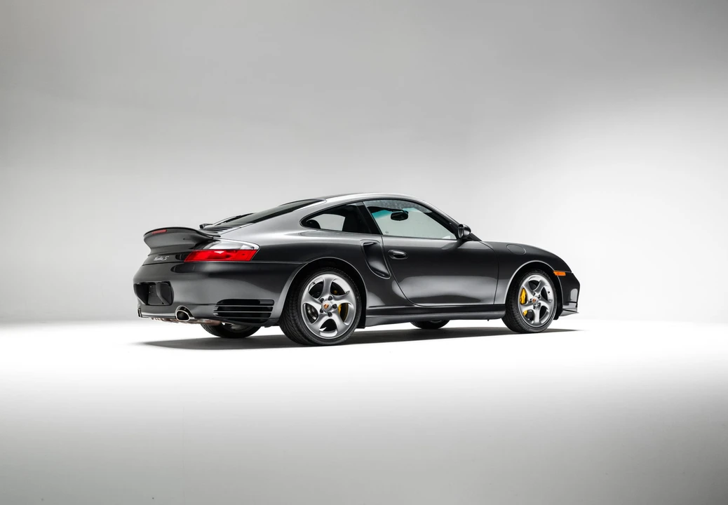 2005 Porsche 996 Turbo - Image 18 of 31