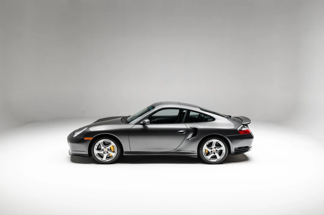 2005 Porsche 996 Turbo - Image 28 of 31