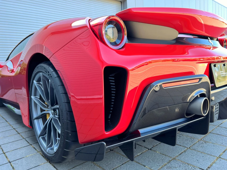2019 Ferrari 488 Pista - Image 22 of 31