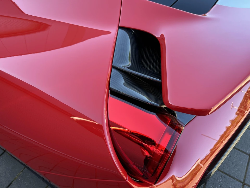 2019 Ferrari 488 Pista - Image 25 of 31