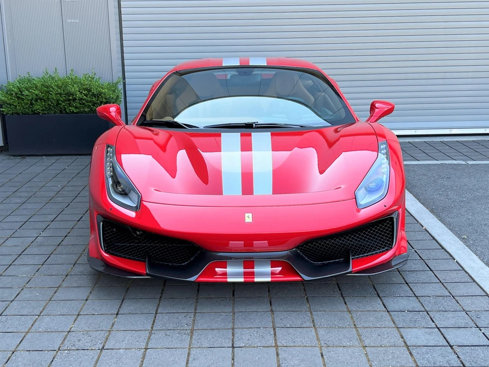 2019 Ferrari 488 Pista - Image 15 of 31