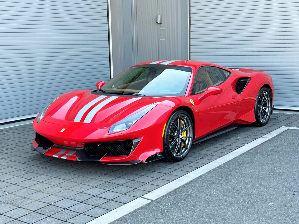 2019 Ferrari 488 Pista - Image 4 of 31