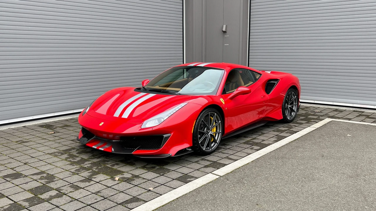 2019 Ferrari 488 Pista - Image 3 of 31