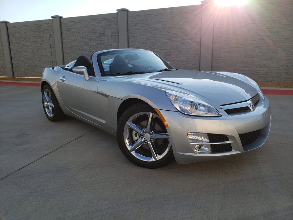 2007 Saturn Sky - Image 15 of 31