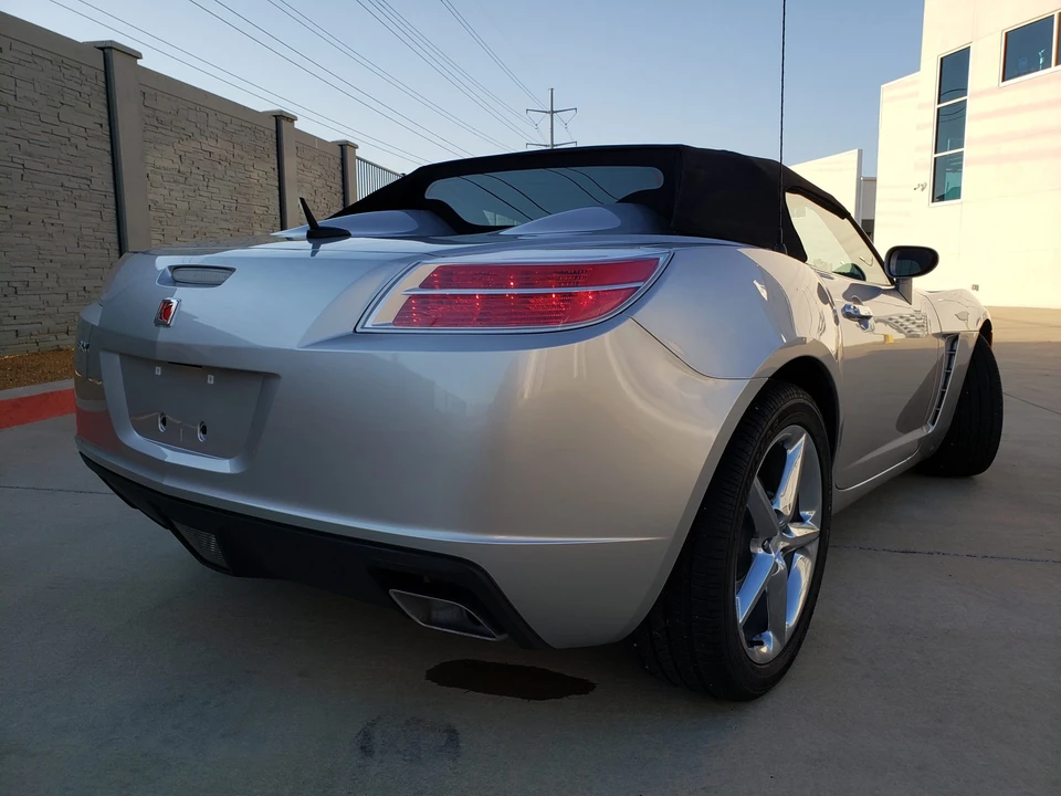 2007 Saturn Sky - Image 23 of 31