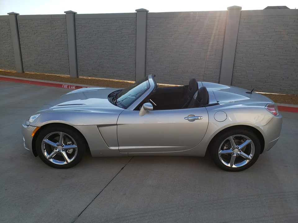 2007 Saturn Sky - Image 5 of 31