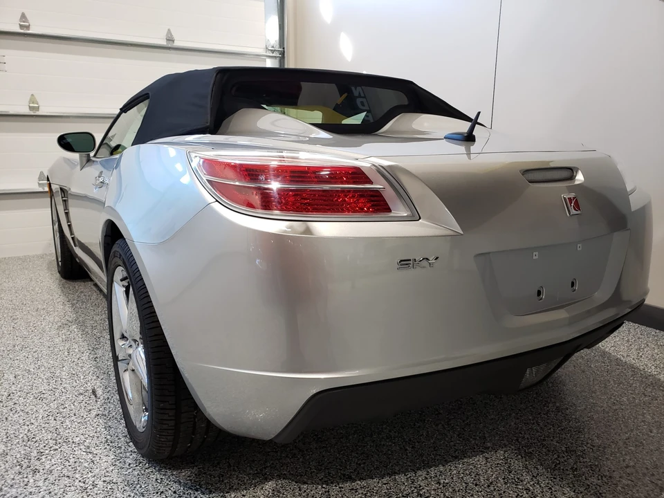 2007 Saturn Sky - Image 21 of 31