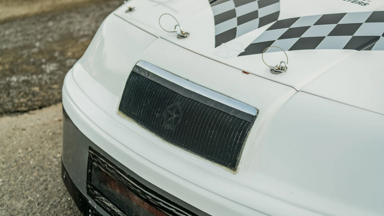 Chrysler LeBaron - Image 20 of 31