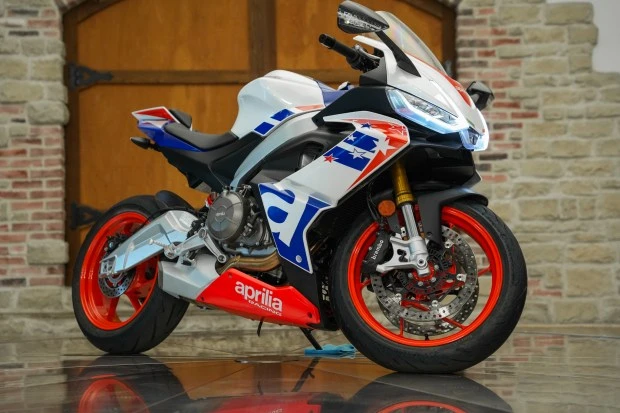 2022 Aprilia - Image 3 of 9