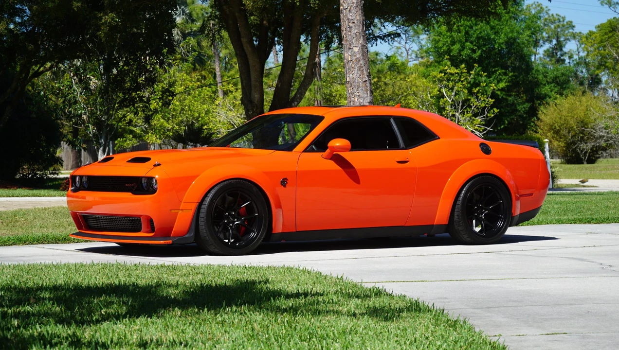 2023 Dodge Challenger SRT Hellcat 3rd Gen - Image 3 of 31
