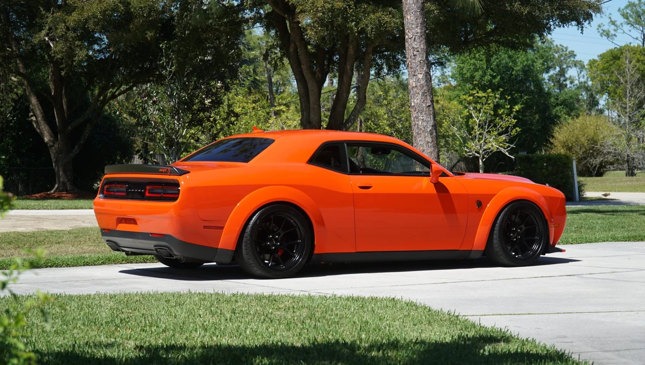2023 Dodge Challenger SRT Hellcat 3rd Gen - Image 23 of 31