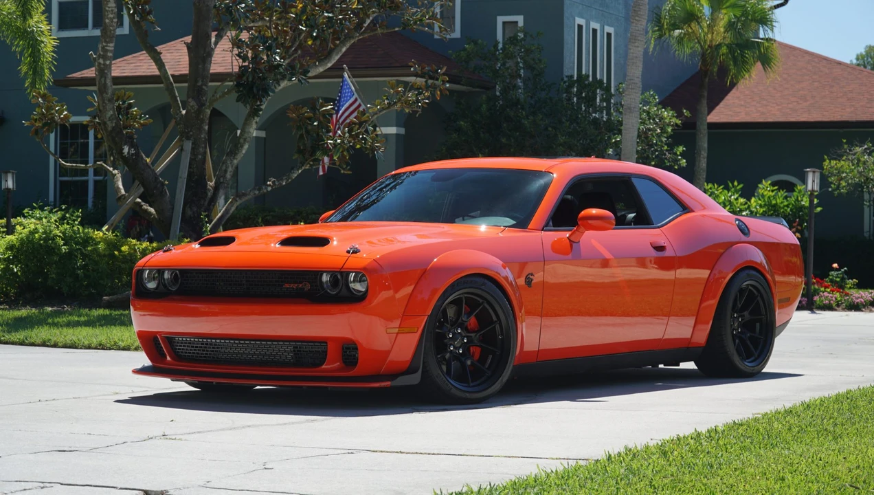 2023 Dodge Challenger SRT Hellcat 3rd Gen - Image 5 of 31