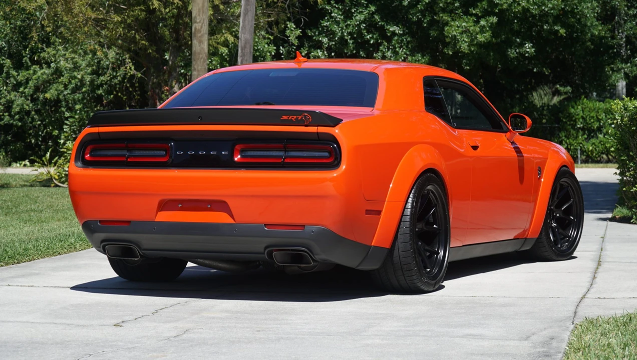 2023 Dodge Challenger SRT Hellcat 3rd Gen - Image 30 of 31