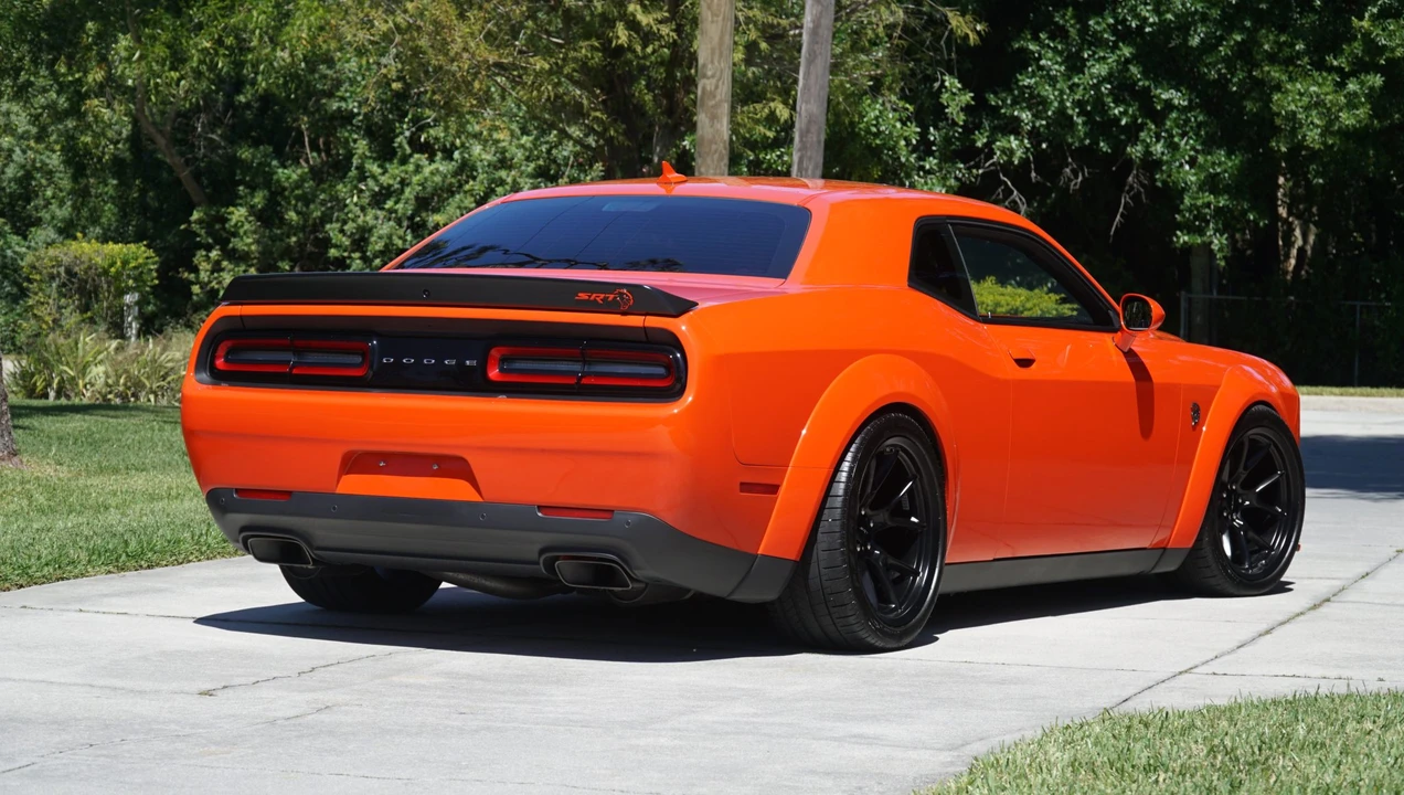 2023 Dodge Challenger SRT Hellcat 3rd Gen - Image 25 of 31