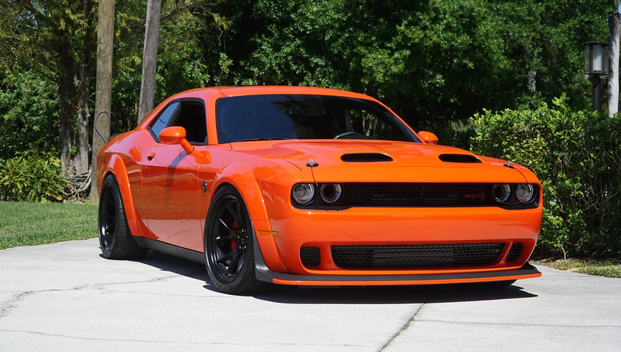 2023 Dodge Challenger SRT Hellcat 3rd Gen - Image 13 of 31