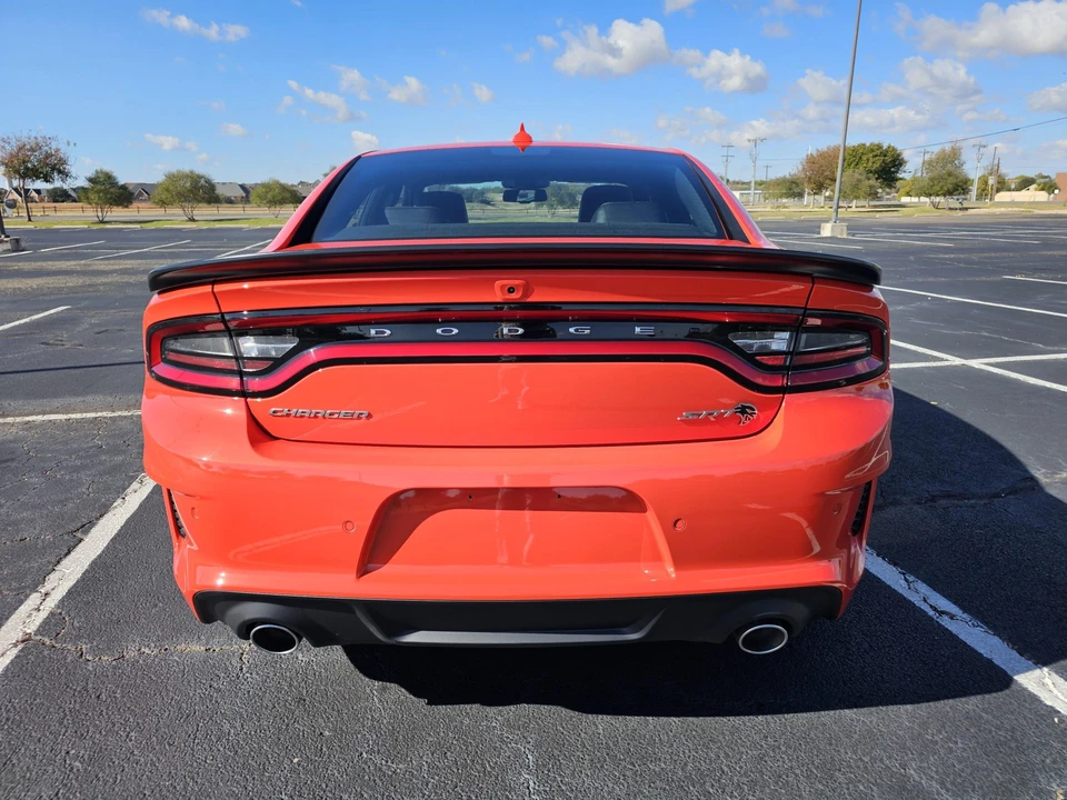 2023 Dodge Charger SRT Hellcat 7th Gen - Image 13 of 31