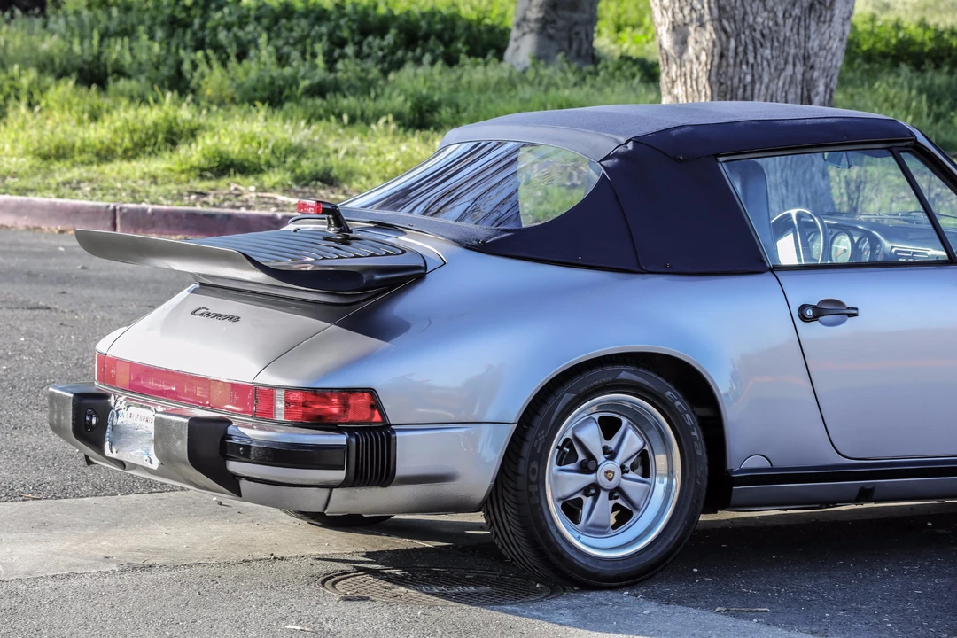 1987 Porsche 911 Carrera 3.2 - Image 15 of 31