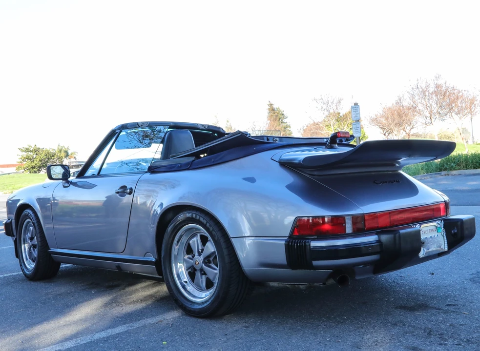 1987 Porsche 911 Carrera 3.2 - Image 12 of 31