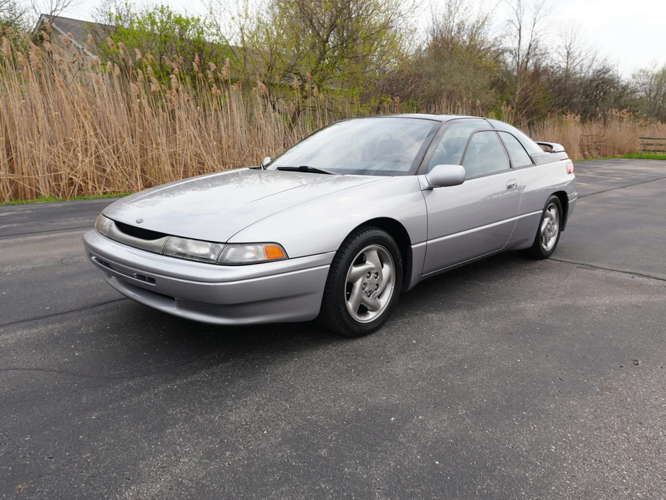 1992 Subaru SVX - Image 15 of 31