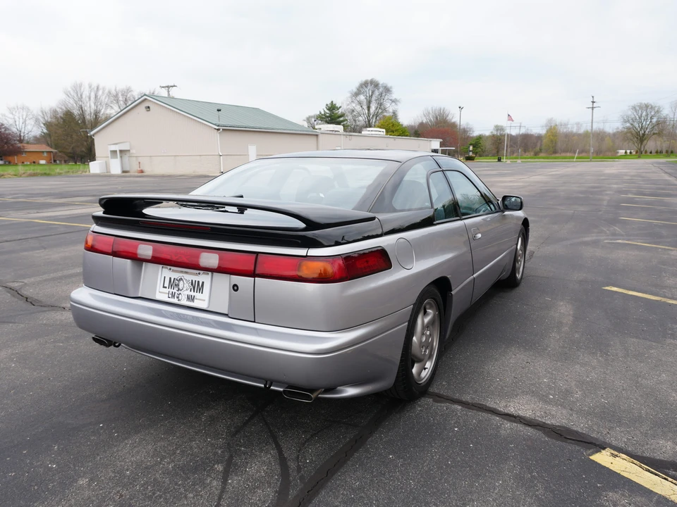 1992 Subaru SVX - Image 8 of 31