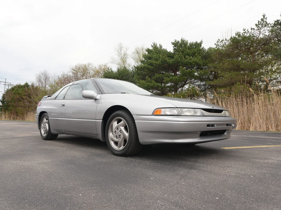 1992 Subaru SVX - Image 19 of 31