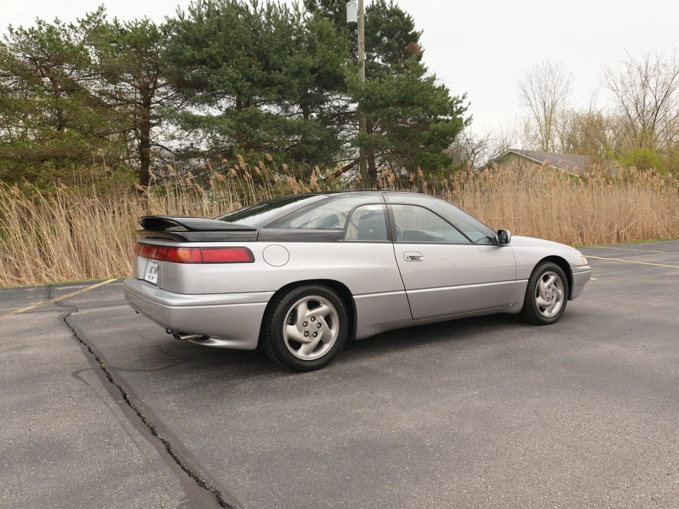 1992 Subaru SVX - Image 21 of 31