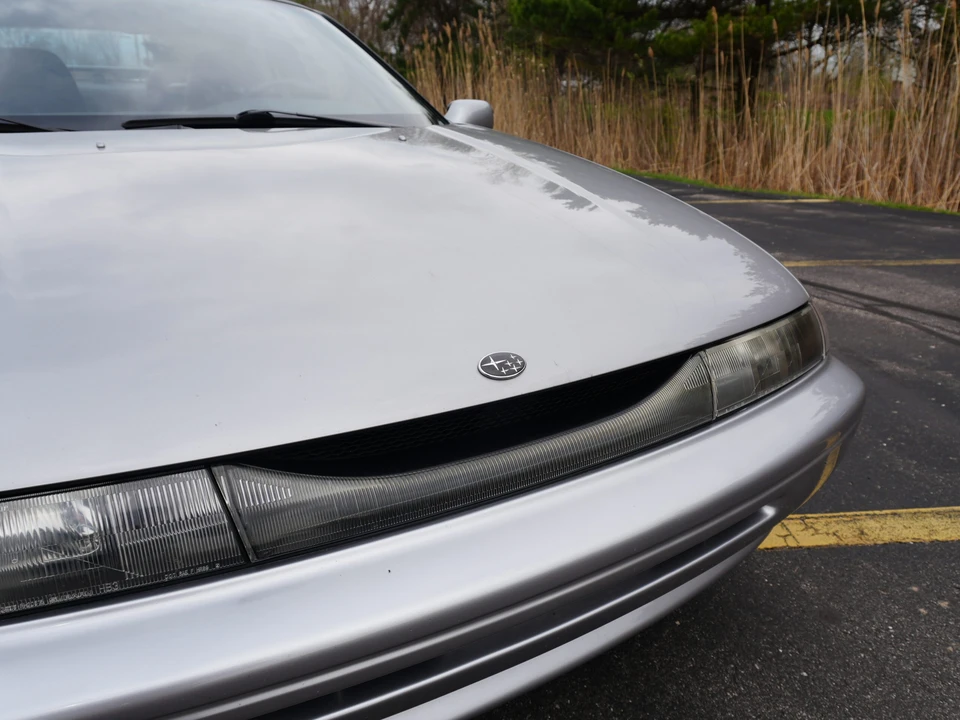 1992 Subaru SVX - Image 23 of 31