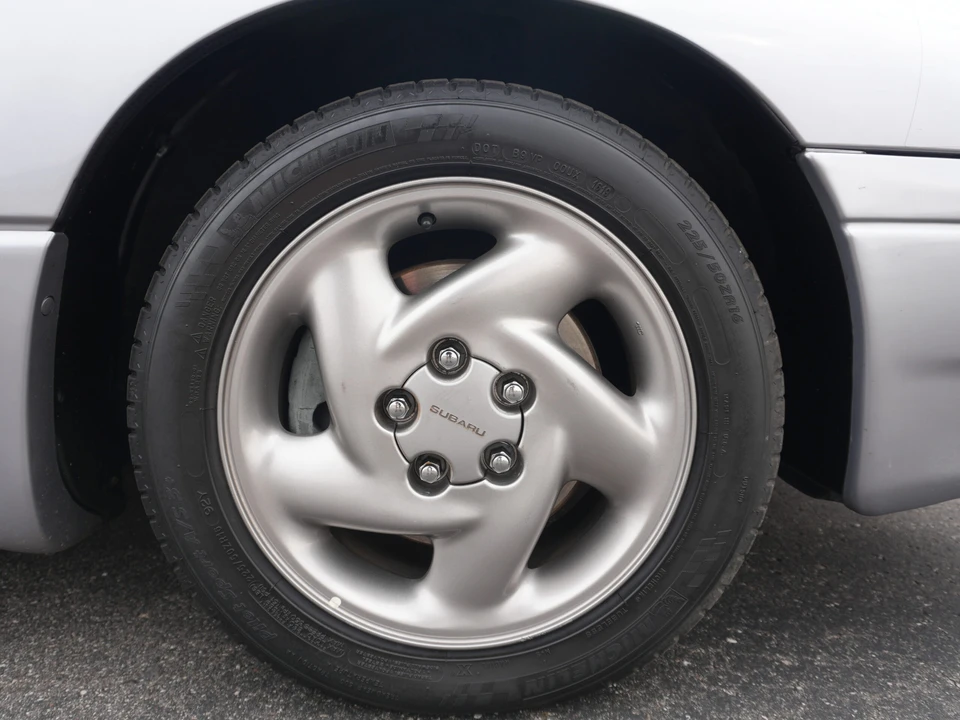 1992 Subaru SVX - Image 24 of 31